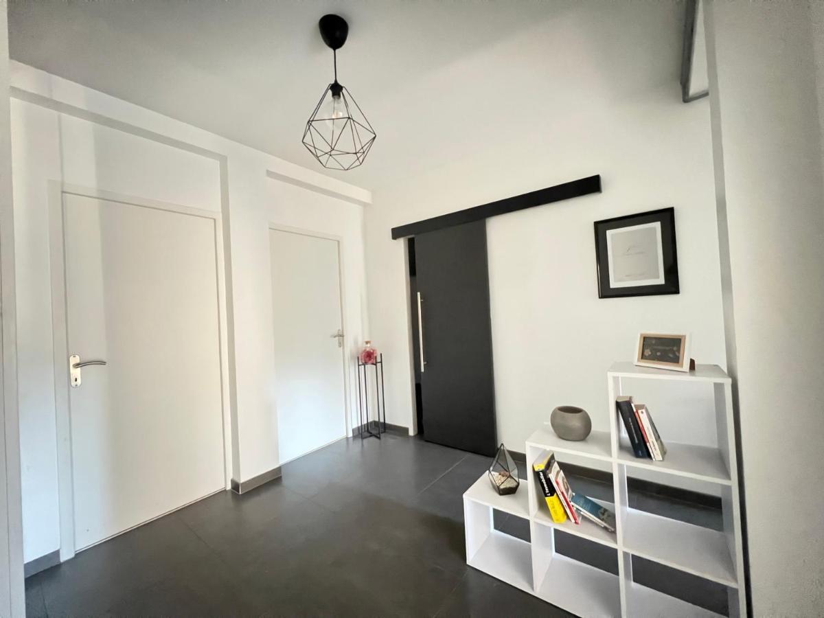 Superbe Appartement Centre Ville Nîmes Extérieur photo